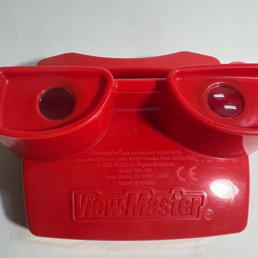 Classic Red Viewer - Picture 5 of 6